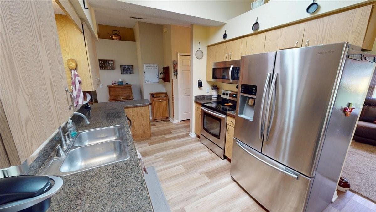 267 ORANGE AVENUE — photo 18 of 58