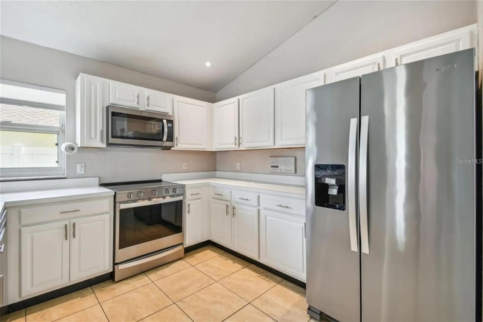 7829 ELMSTONE CIRCLE — photo 4 of 26