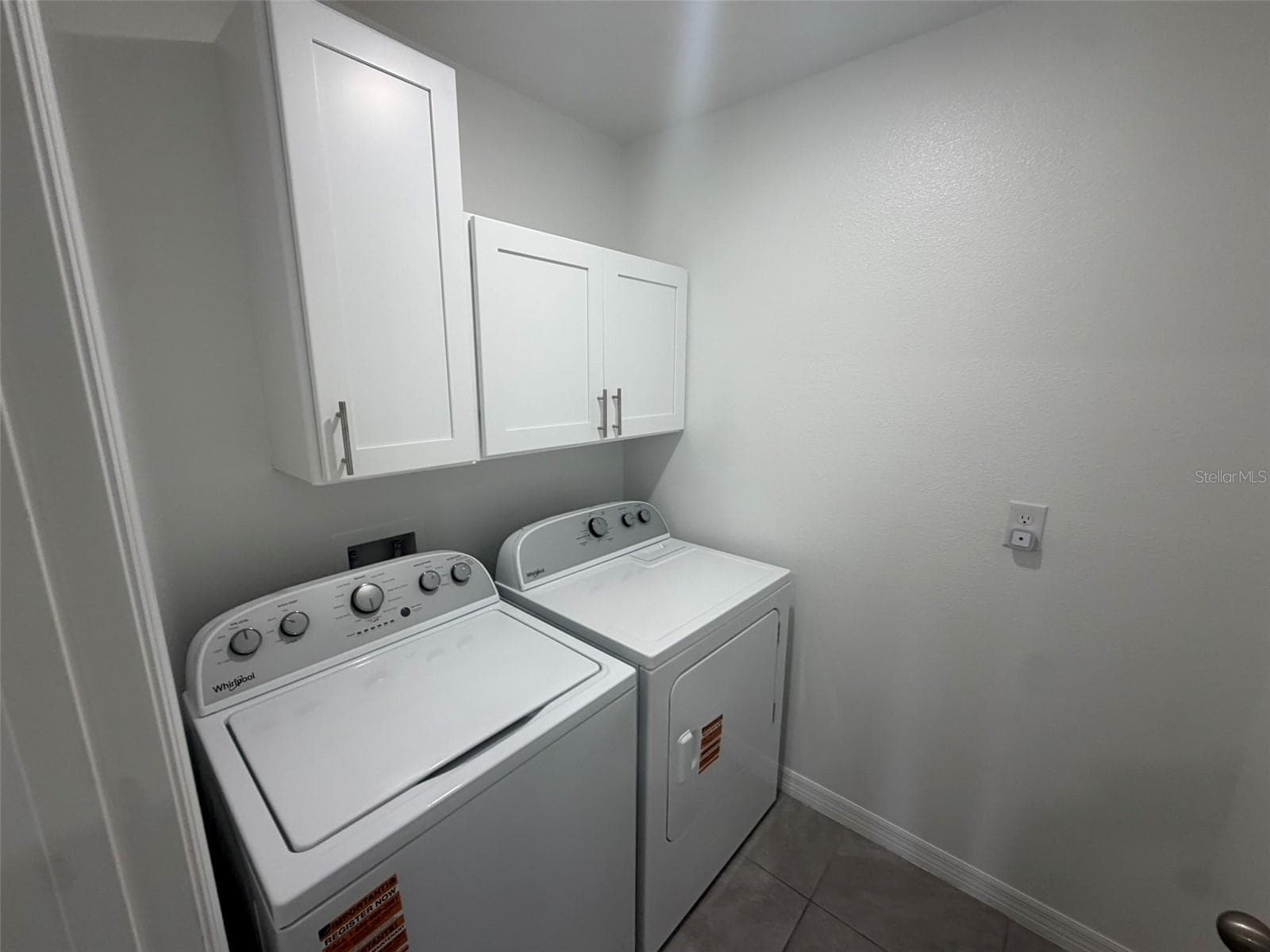 4703 85TH PLACE — photo 13 of 29