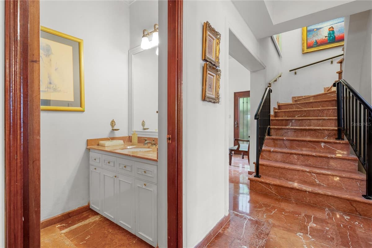 A Street VILLA CAPARRA — photo 38 of 59