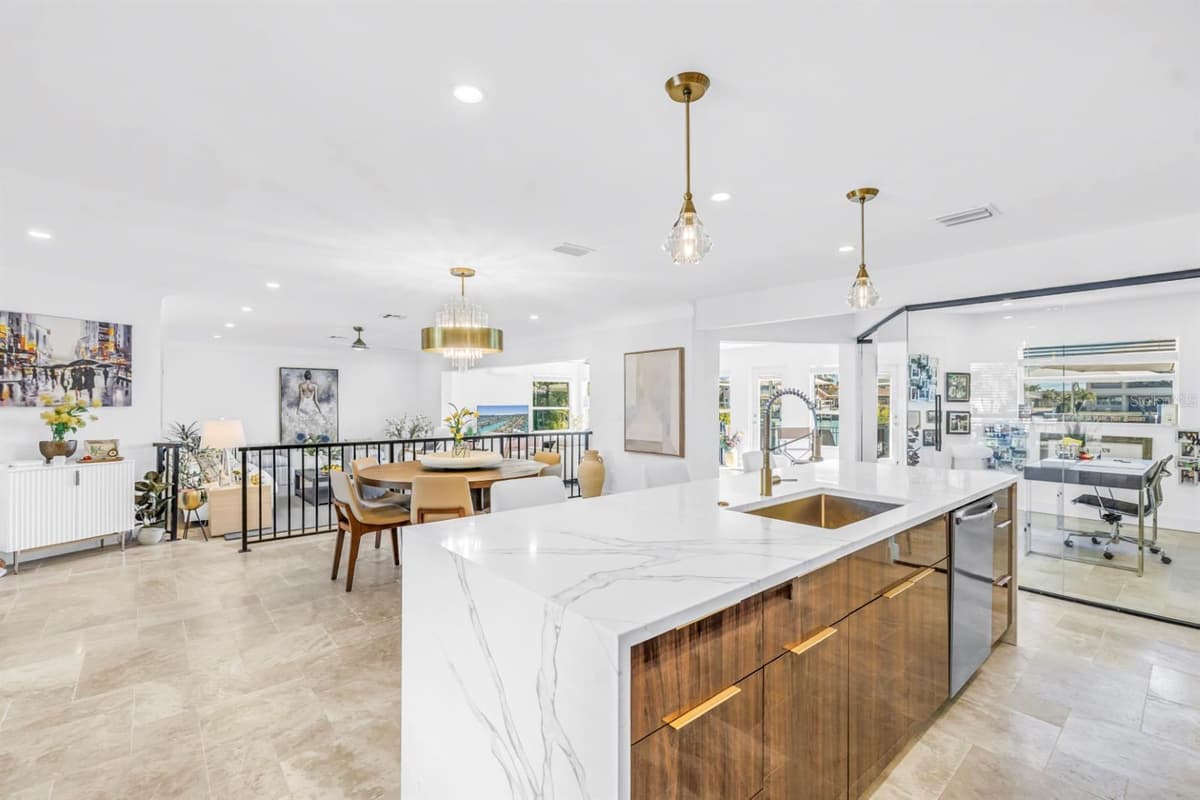 795 CAPRI BOULEVARD — photo 18 of 83