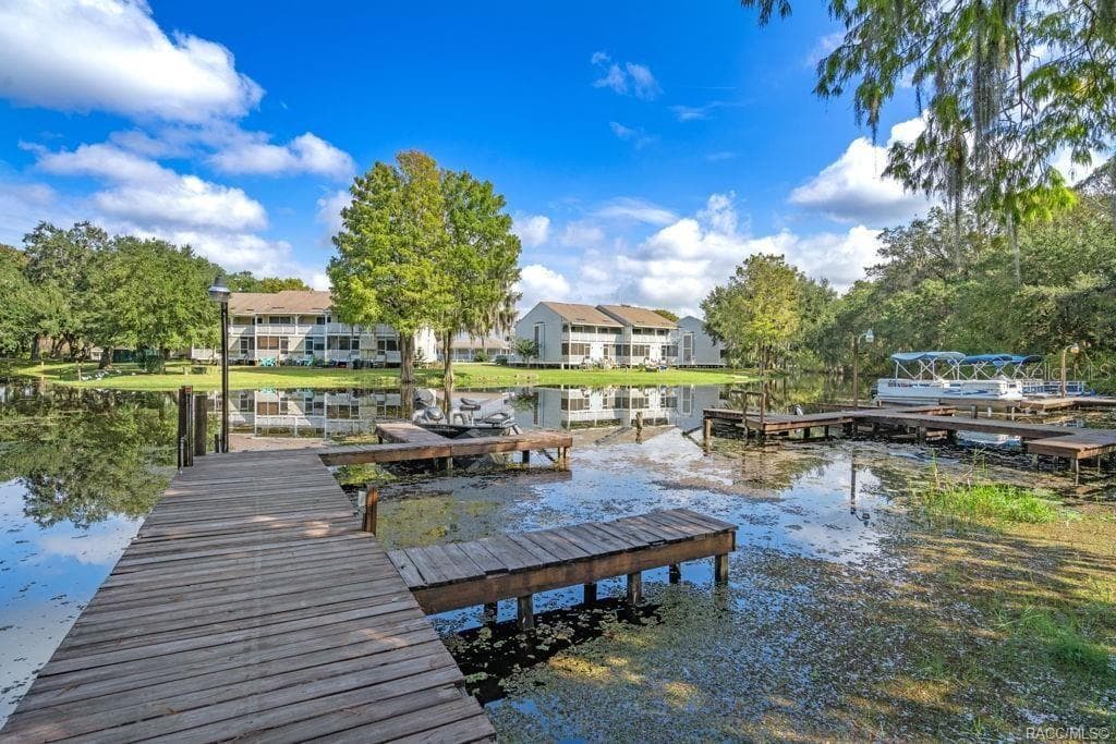 1304 SIESTA TERRACE — photo 42 of 44