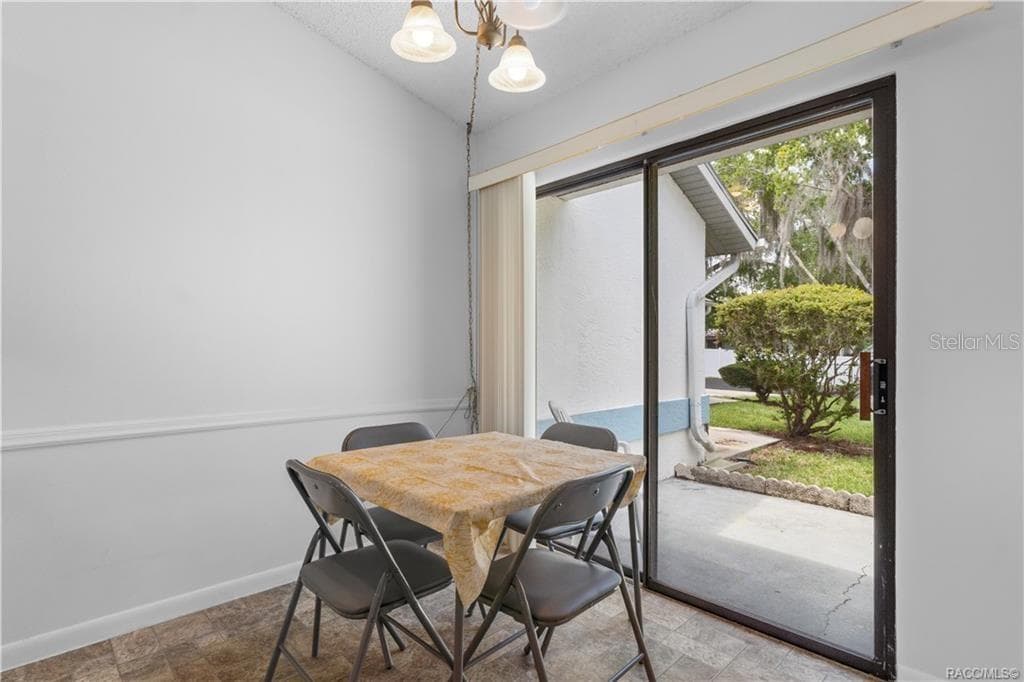1304 SIESTA TERRACE — photo 13 of 44