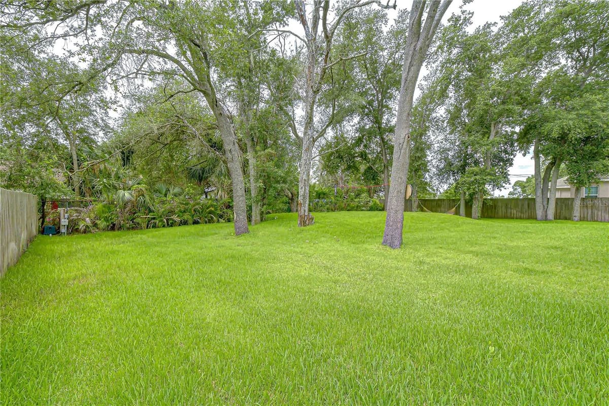 6805 NEW YORK DRIVE — photo 46 of 54