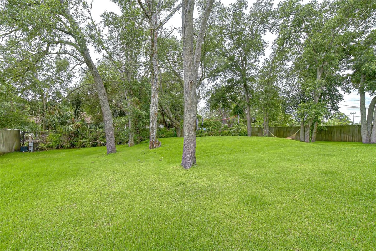 6805 NEW YORK DRIVE — photo 45 of 54