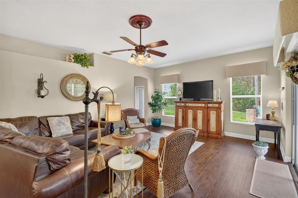 3650 MEADOWLARK WAY — photo 7 of 53