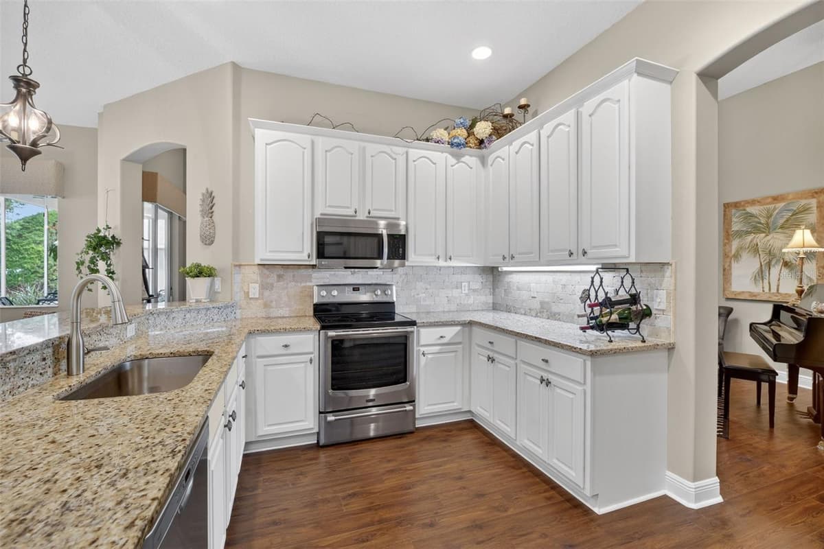 3650 MEADOWLARK WAY — photo 8 of 53