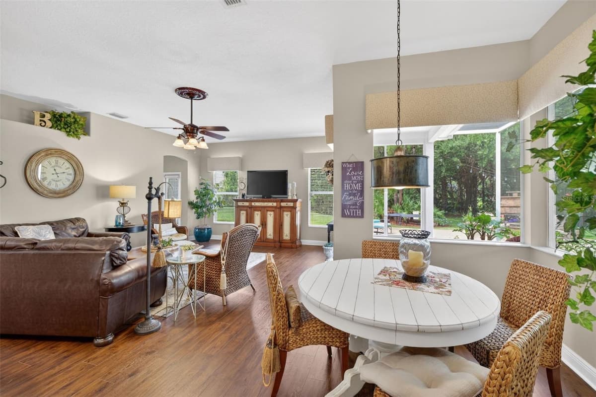 3650 MEADOWLARK WAY — photo 16 of 53