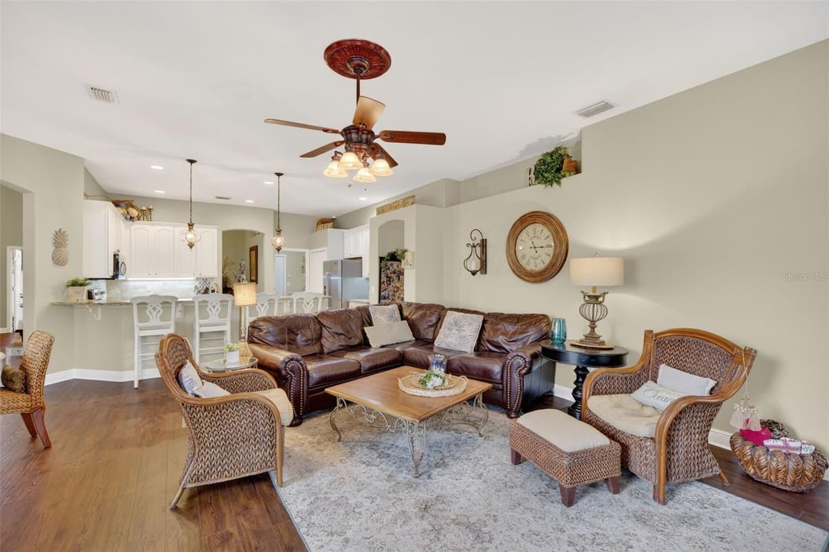 3650 MEADOWLARK WAY — photo 5 of 53