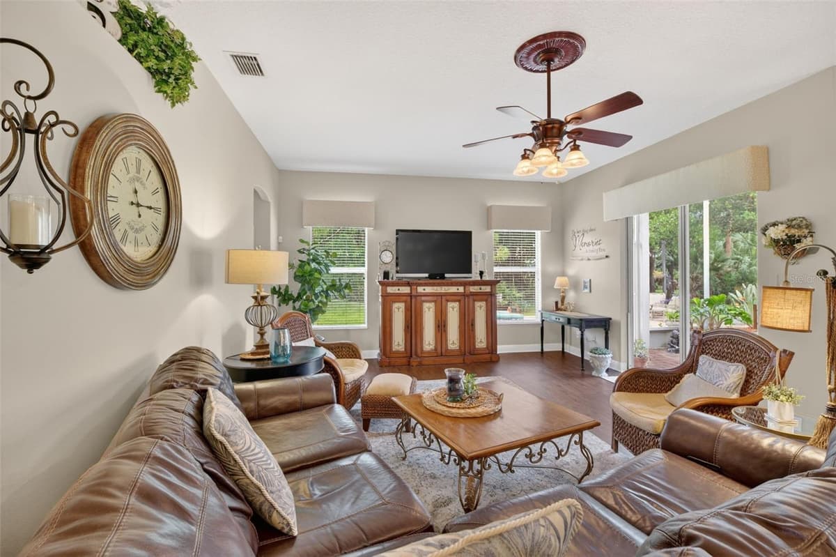 3650 MEADOWLARK WAY — photo 4 of 53