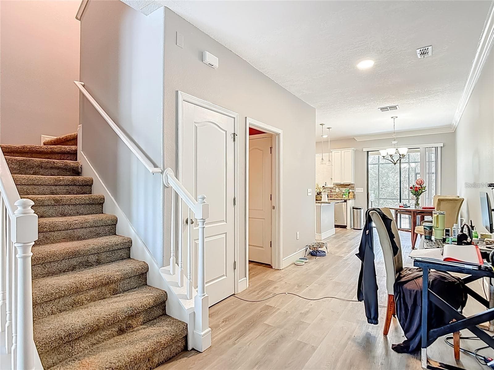 4442 FENNWOOD COURT — photo 9 of 40
