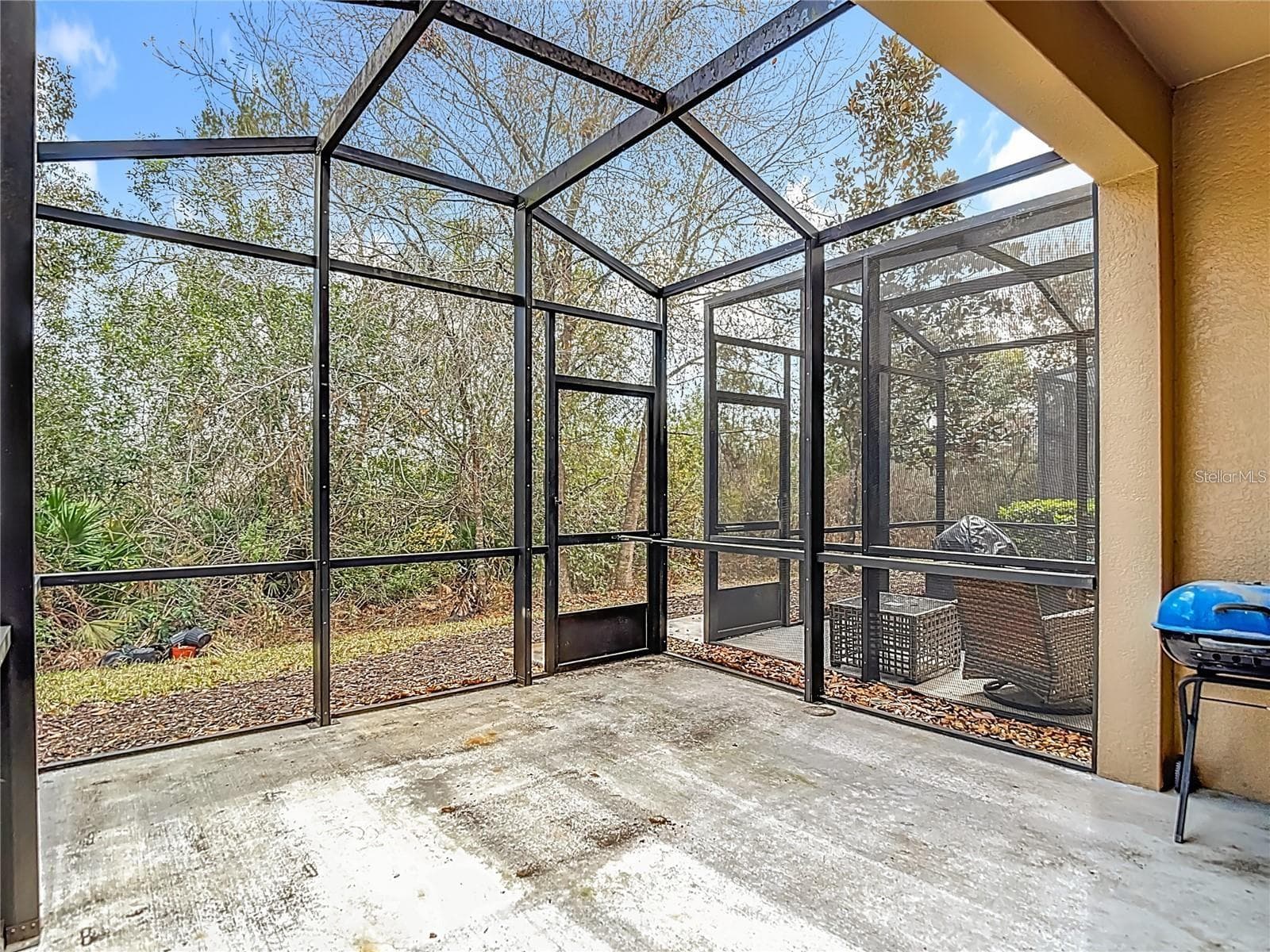 4442 FENNWOOD COURT — photo 33 of 40