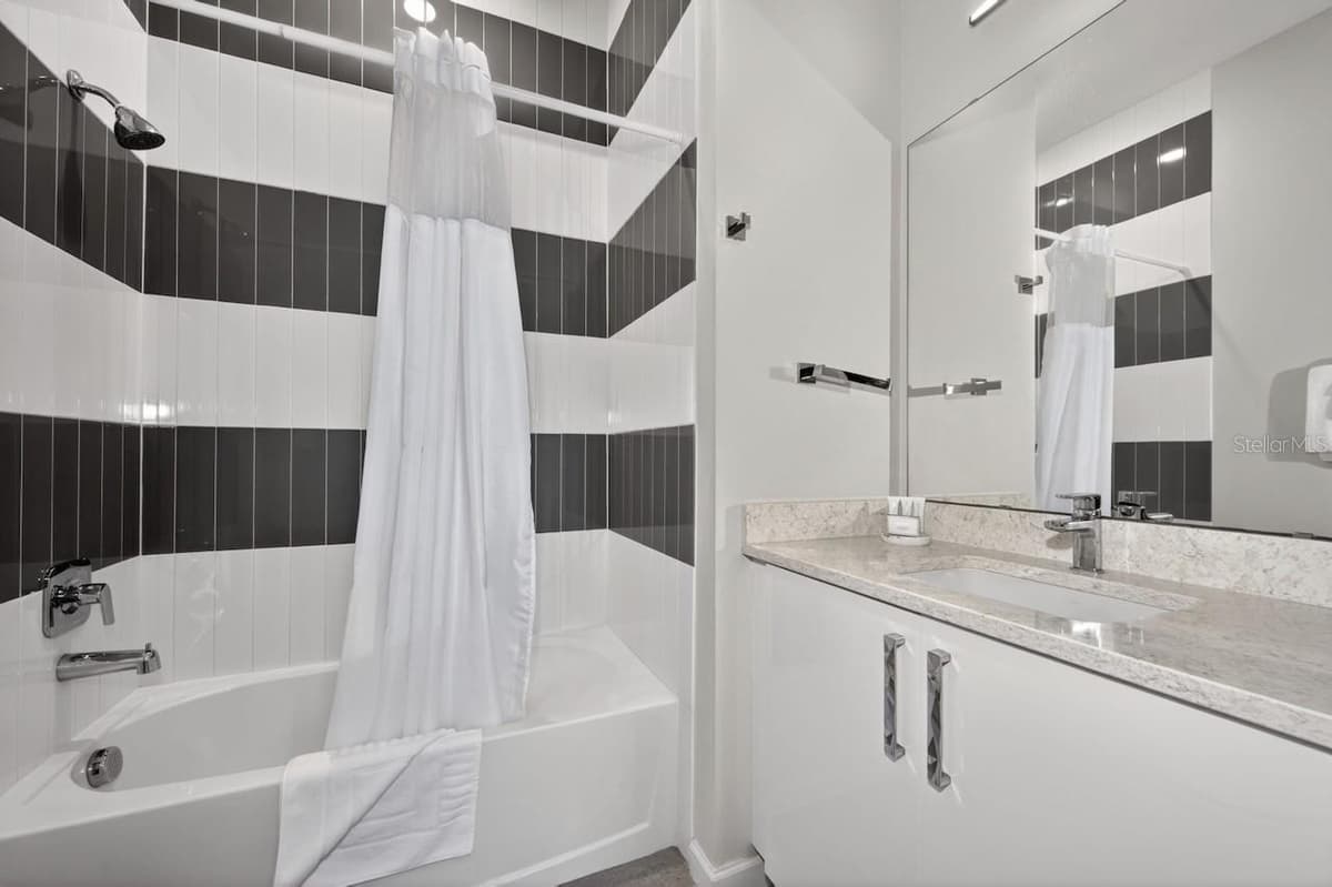 1735 OAK BLOSSOM DRIVE — photo 70 of 93