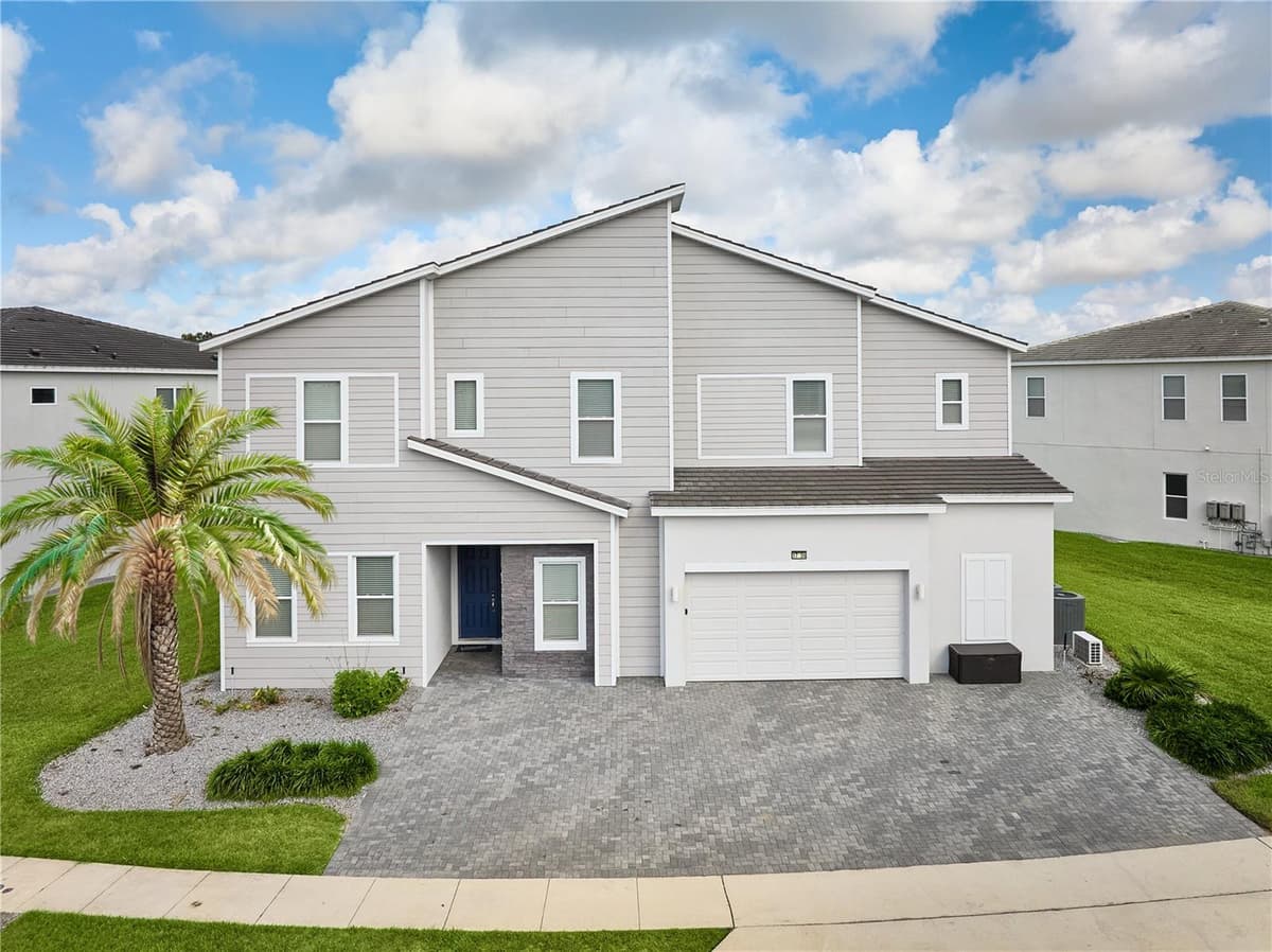 1735 OAK BLOSSOM DRIVE — photo 1 of 93