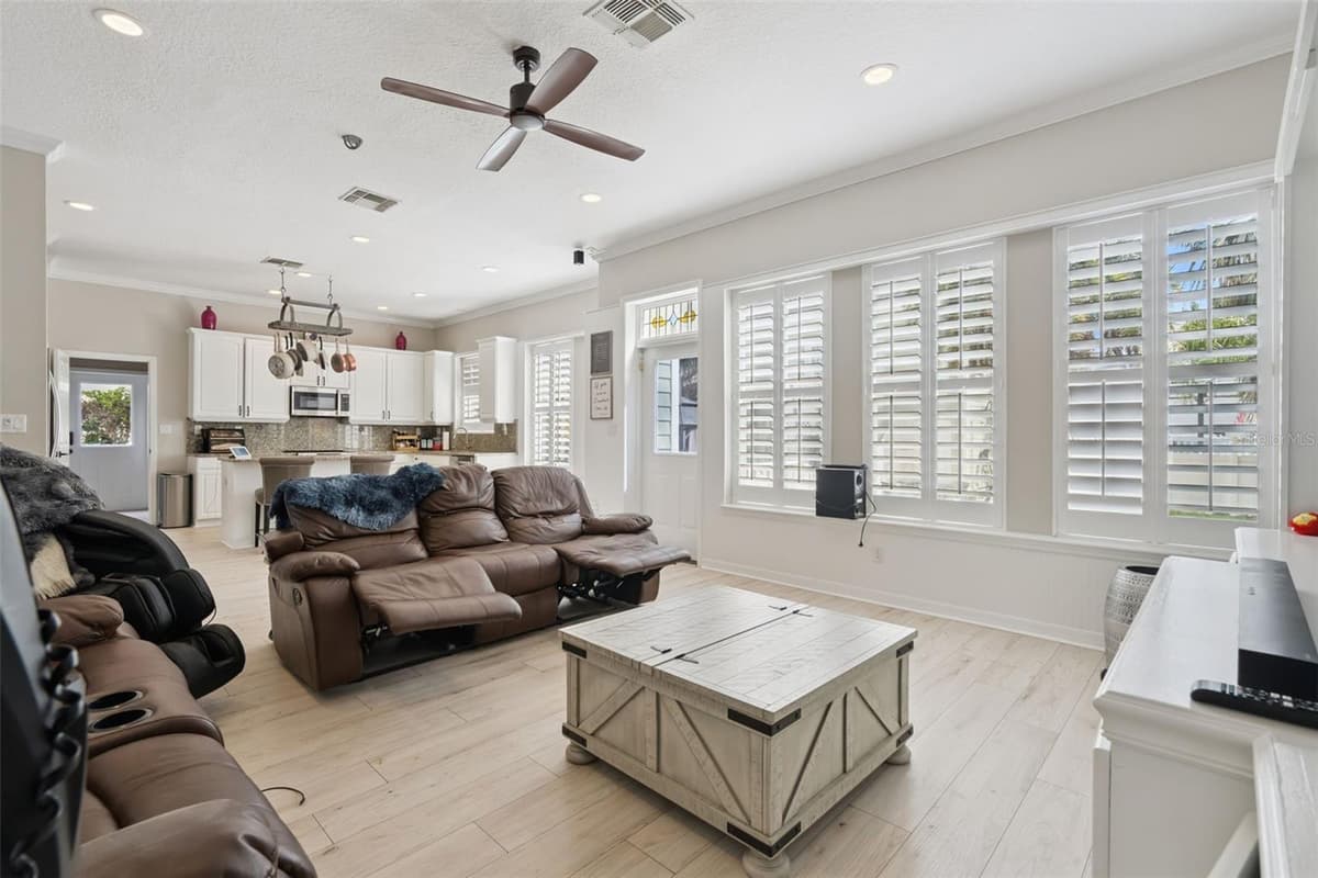 928 JASMINE STREET — photo 17 of 72
