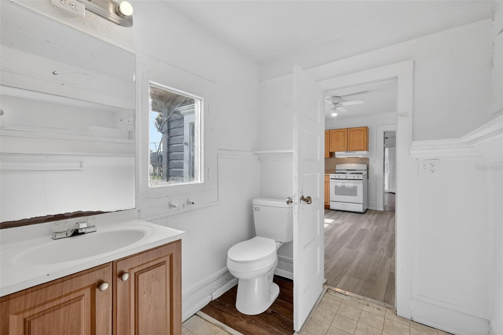 527 LEMON AVENUE — photo 42 of 80