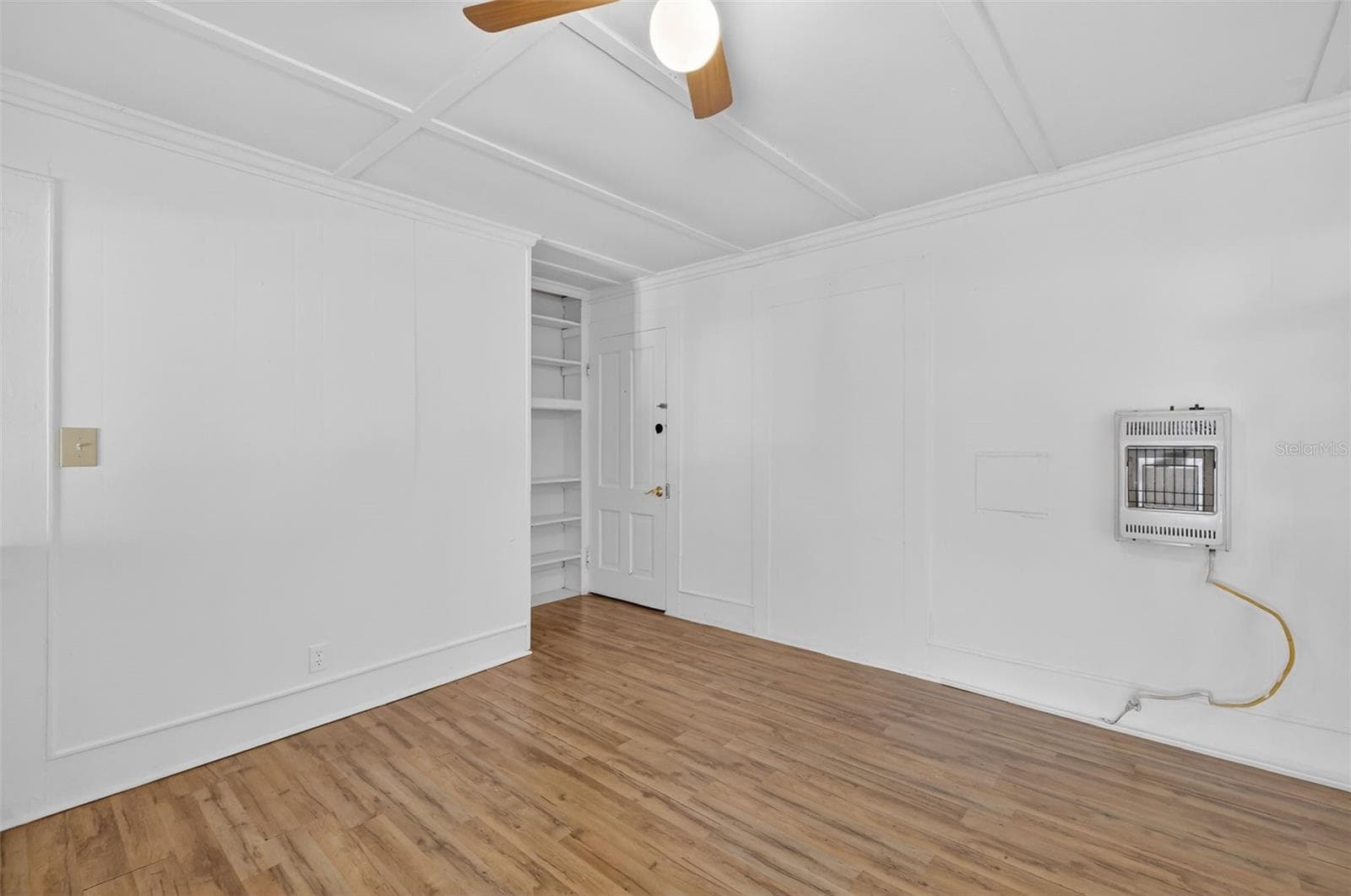 527 LEMON AVENUE — photo 72 of 80