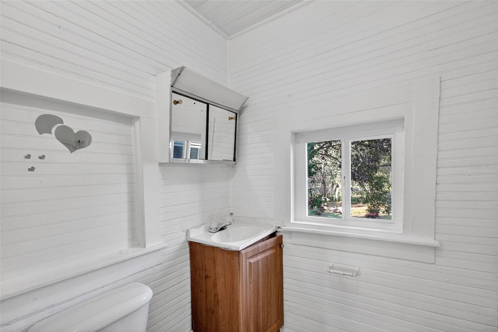 527 LEMON AVENUE — photo 77 of 80