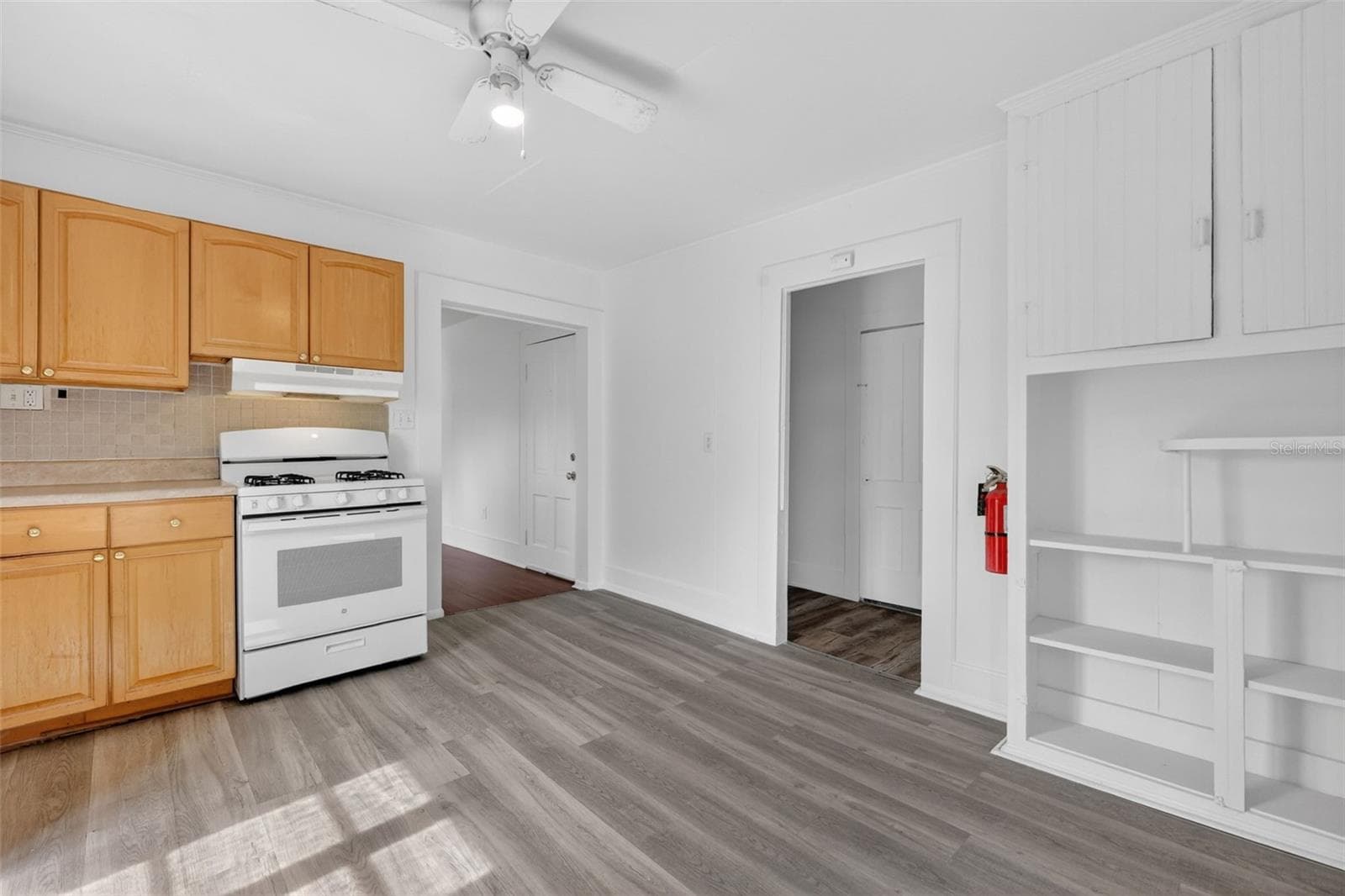 527 LEMON AVENUE — photo 38 of 80