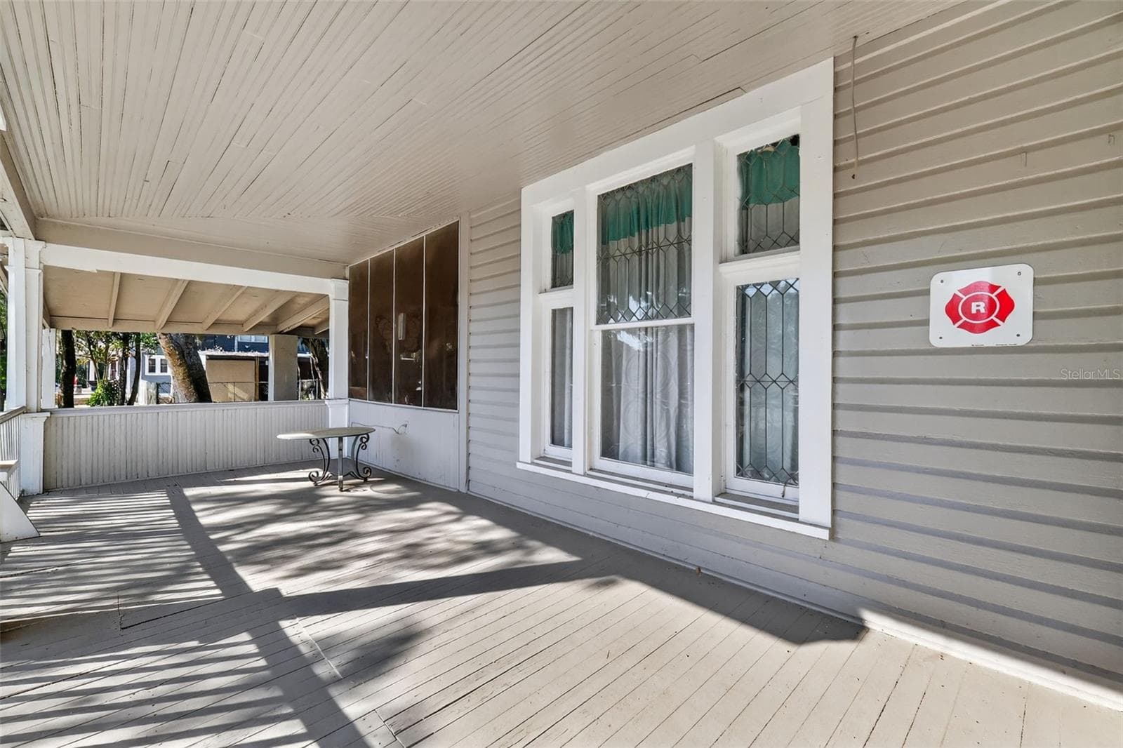 527 LEMON AVENUE — photo 10 of 80