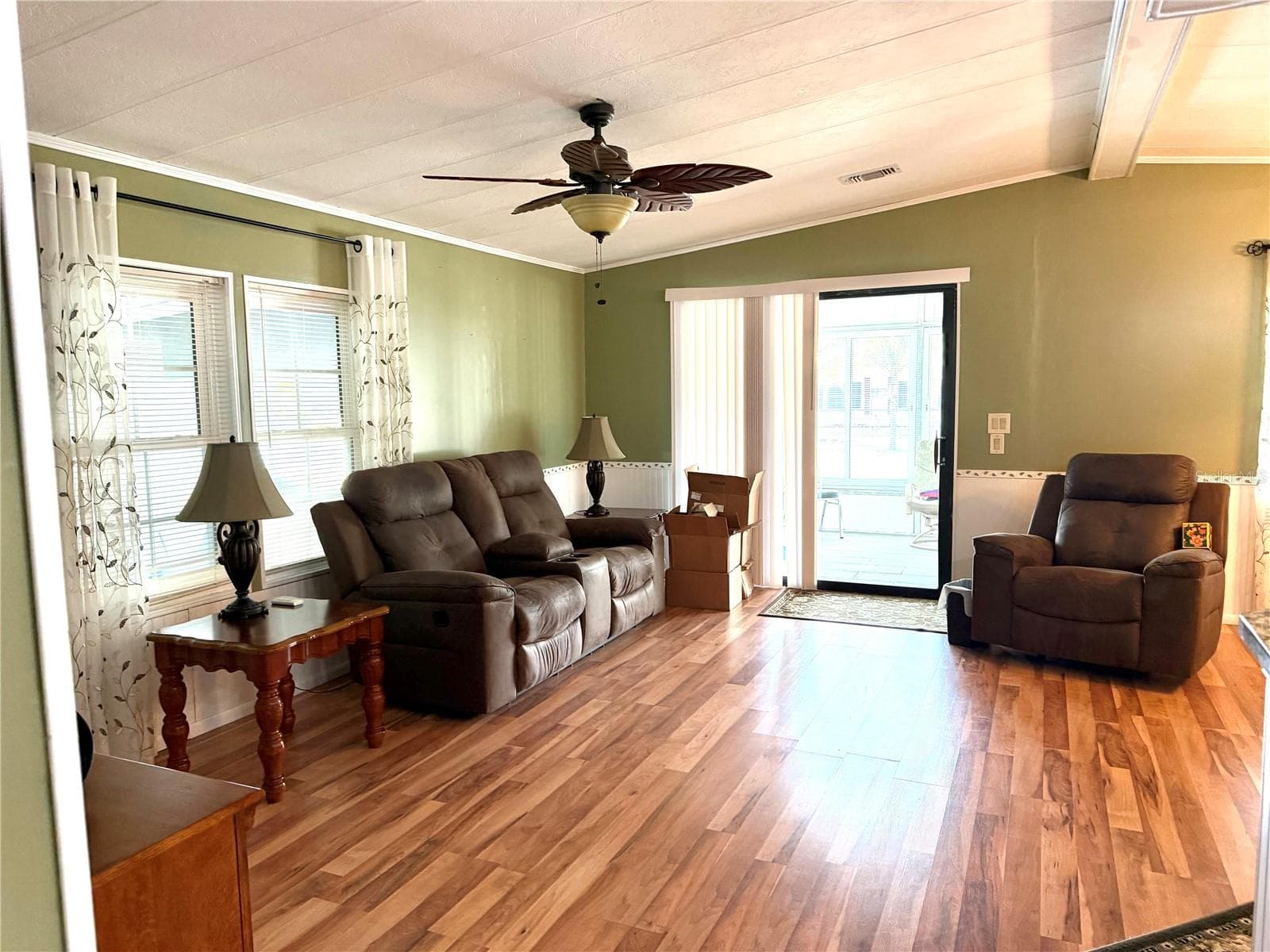 12176 EVANTIDE AVENUE — photo 18 of 40