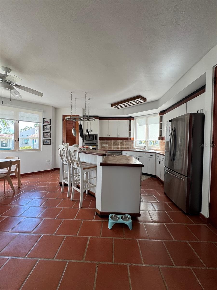 86 LAKESIDE VILLAS — photo 12 of 54