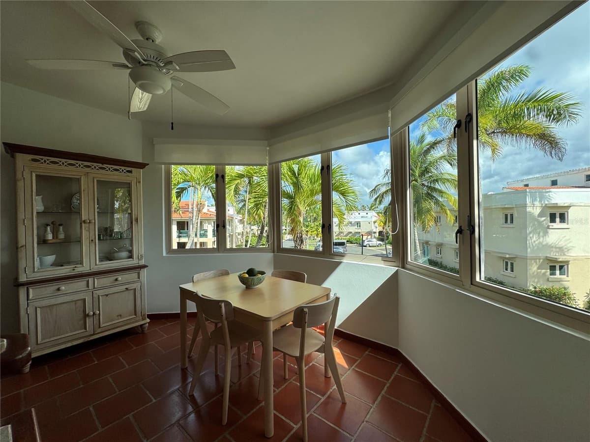 86 LAKESIDE VILLAS — photo 10 of 54
