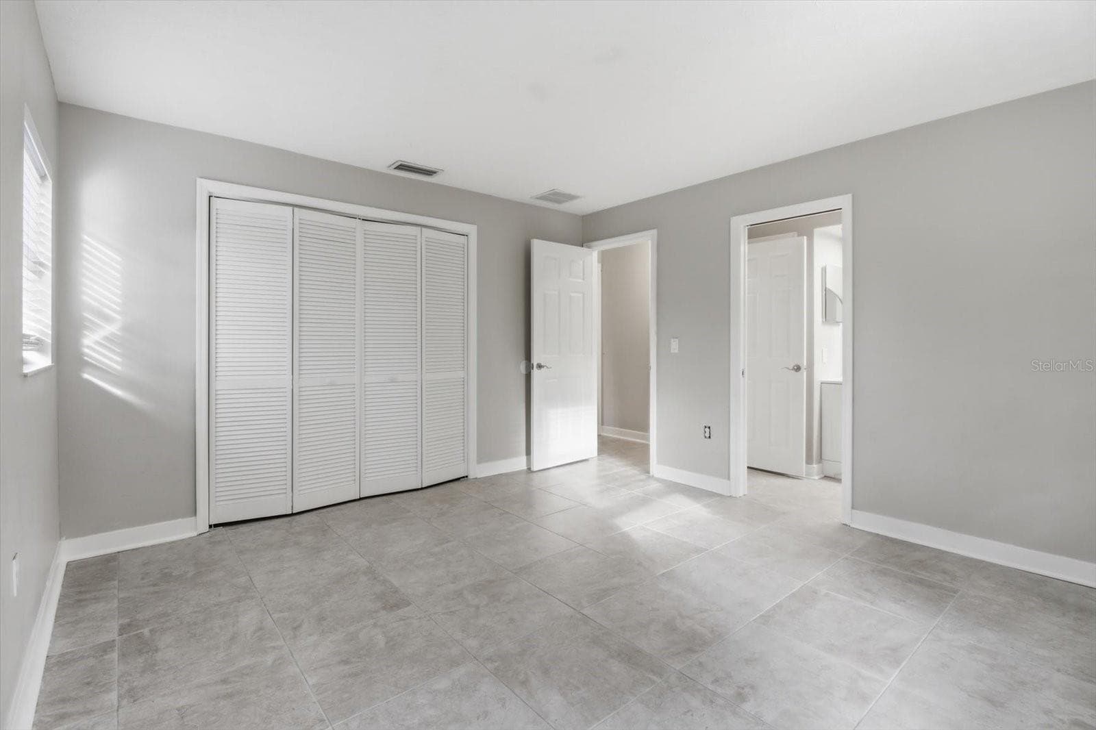 6950 HILGER COURT — photo 21 of 52