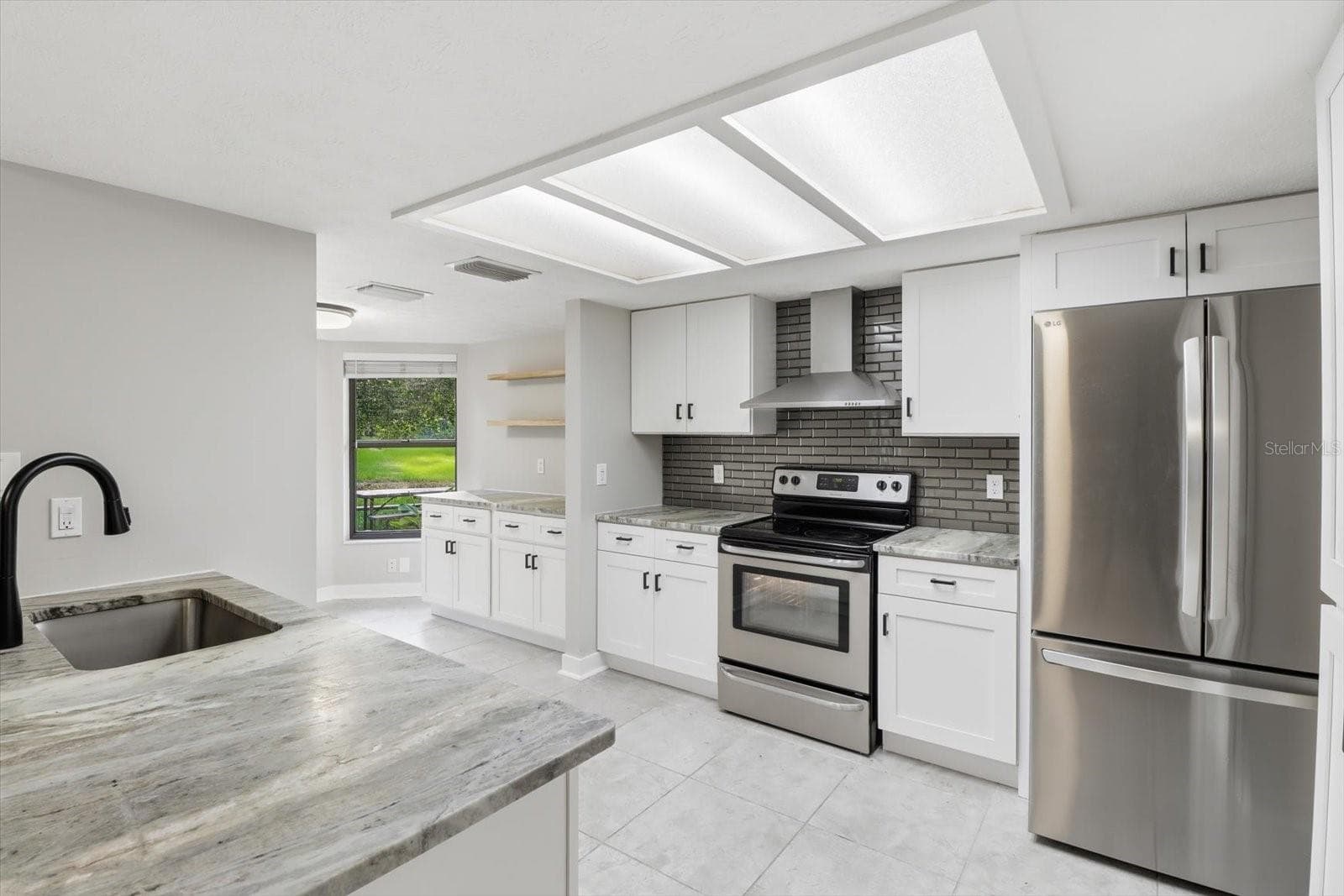 6950 HILGER COURT — photo 9 of 52