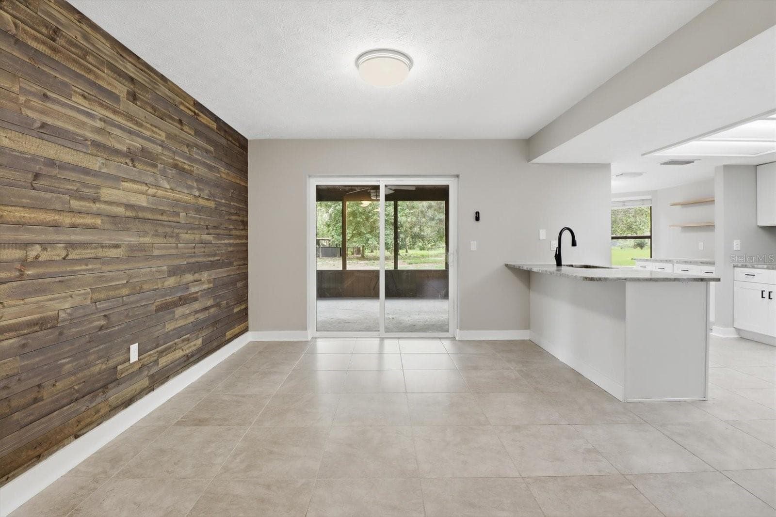 6950 HILGER COURT — photo 7 of 52