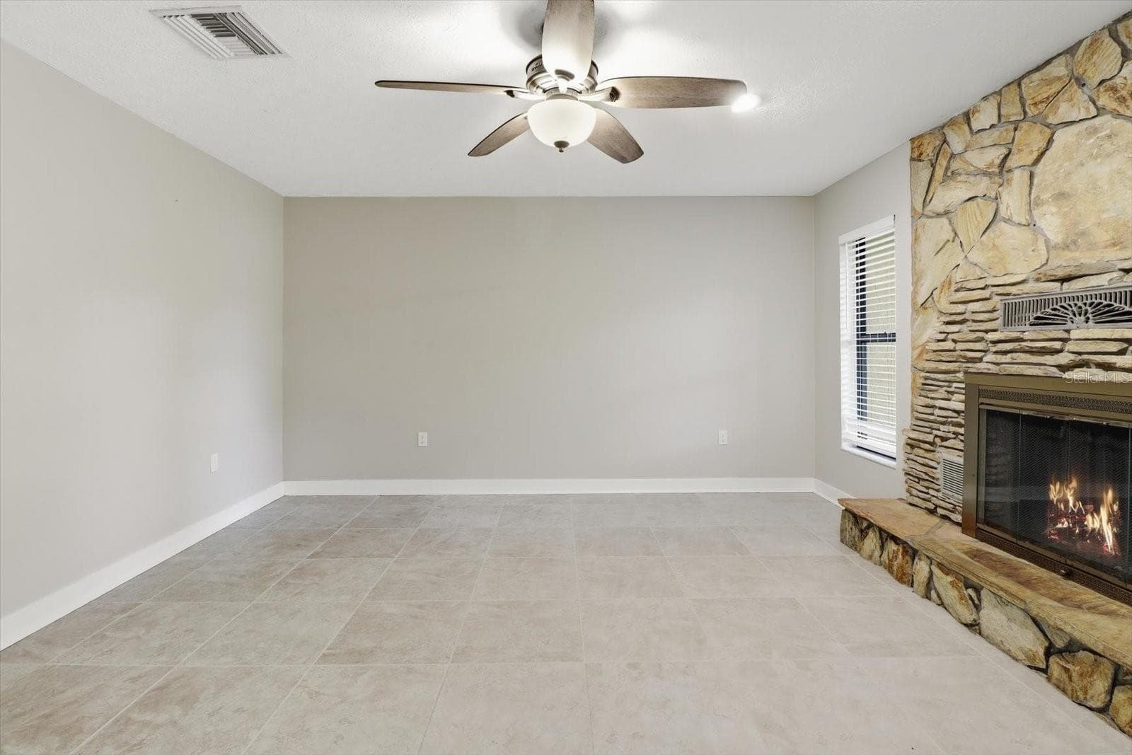 6950 HILGER COURT — photo 4 of 52