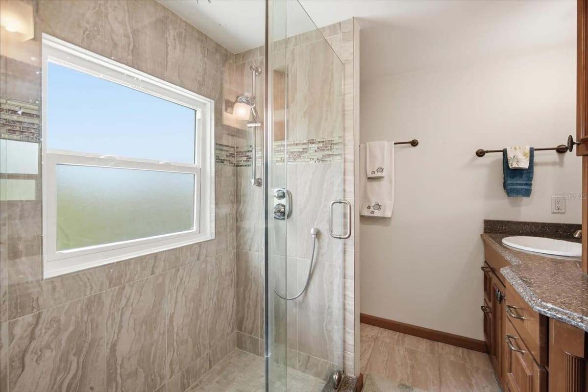 2811 AVENUE C — photo 17 of 54