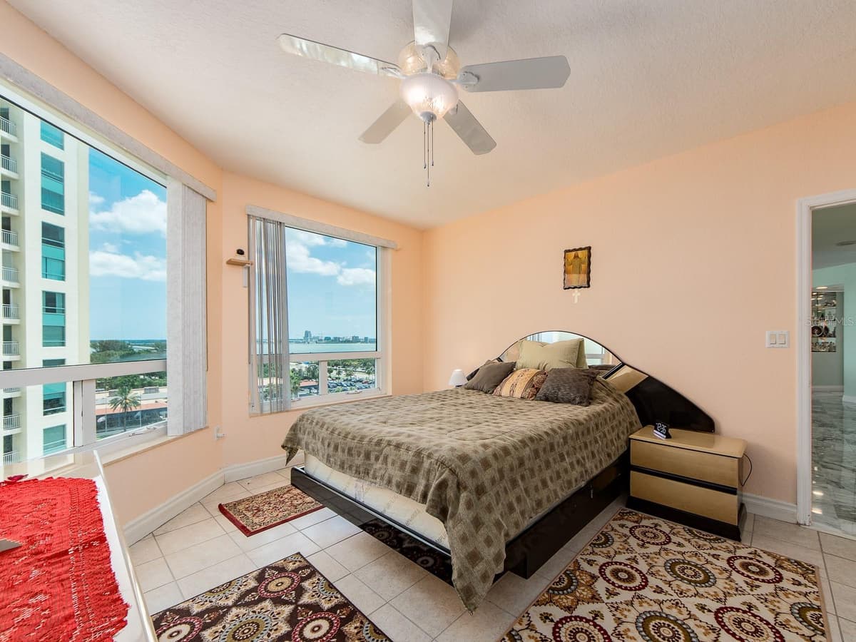 1180 GULF BOULEVARD — photo 31 of 53