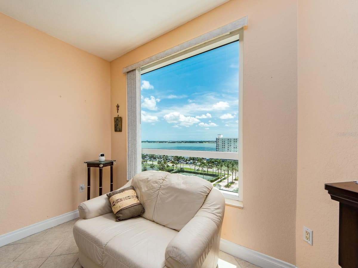 1180 GULF BOULEVARD — photo 22 of 53