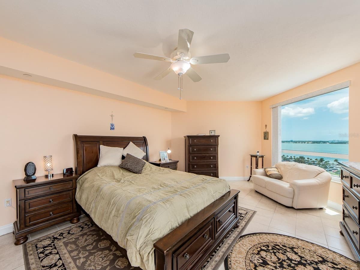 1180 GULF BOULEVARD — photo 21 of 53