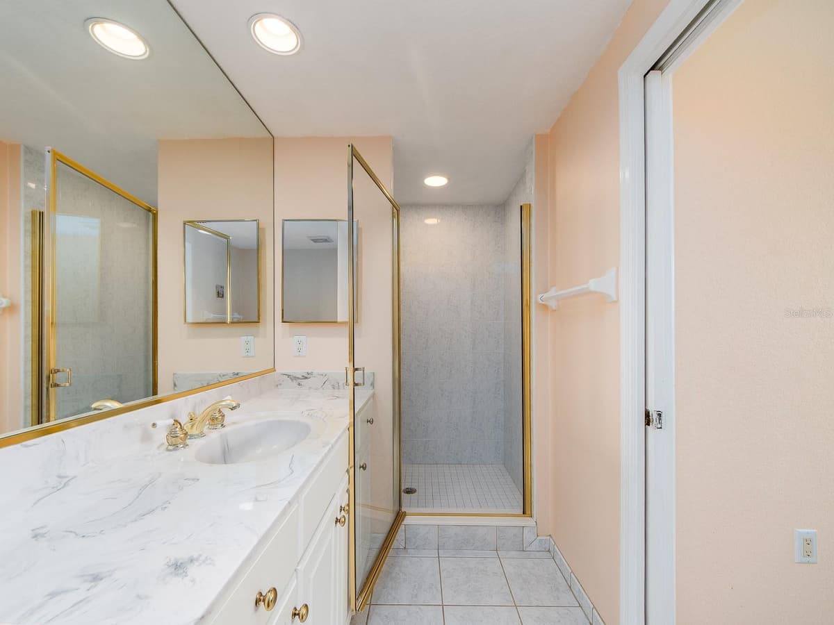 1180 GULF BOULEVARD — photo 33 of 53