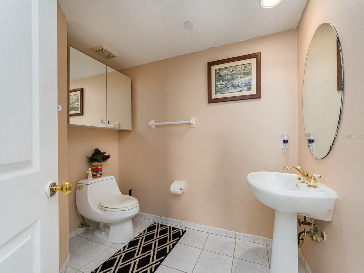 1180 GULF BOULEVARD — photo 37 of 53