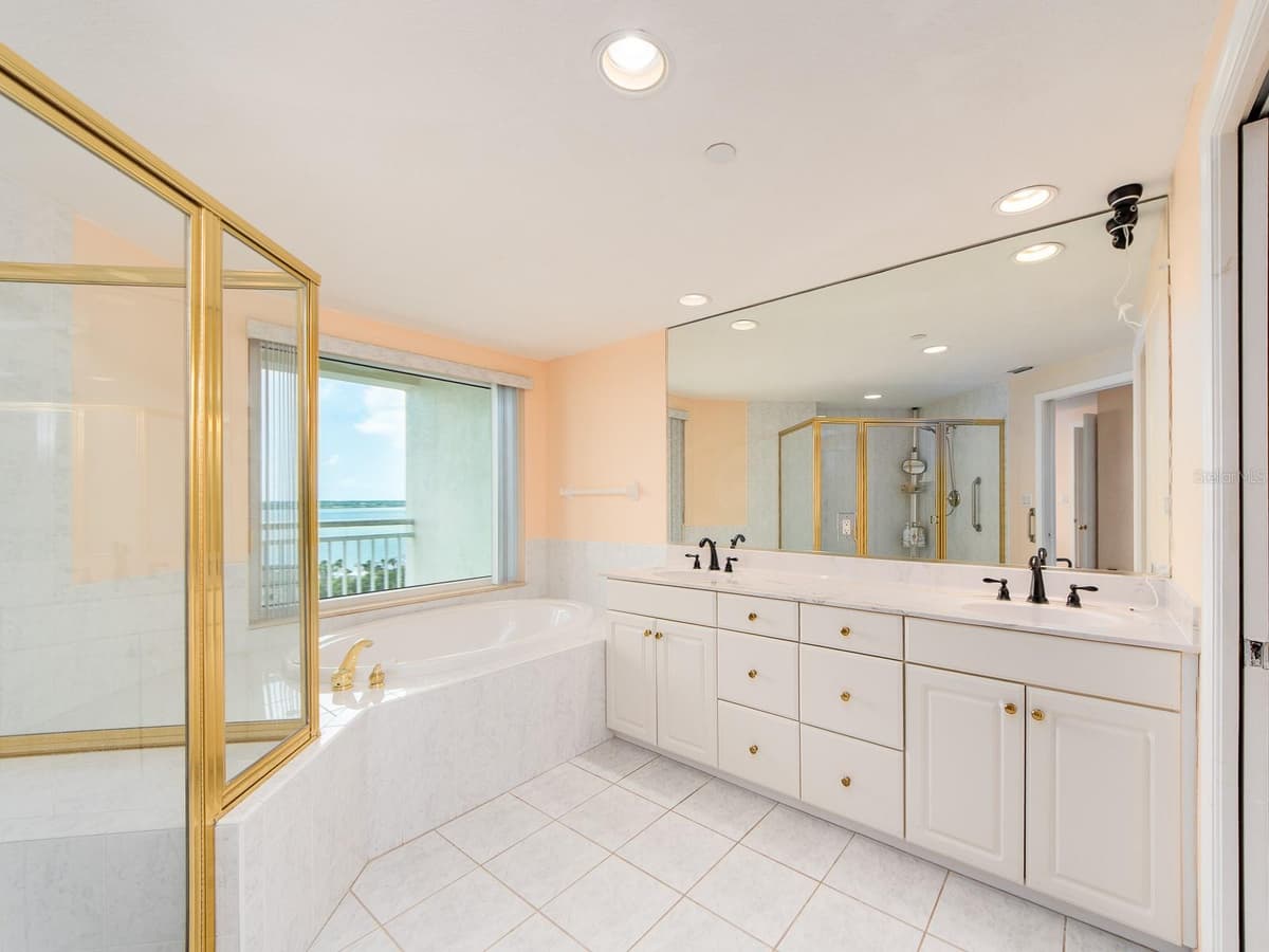 1180 GULF BOULEVARD — photo 28 of 53