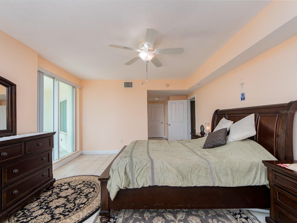 1180 GULF BOULEVARD — photo 23 of 53