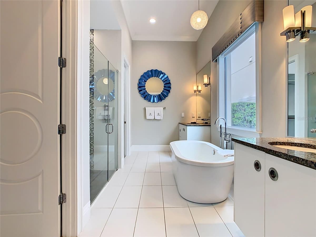 8193 VALHALLA TERRACE — photo 19 of 65