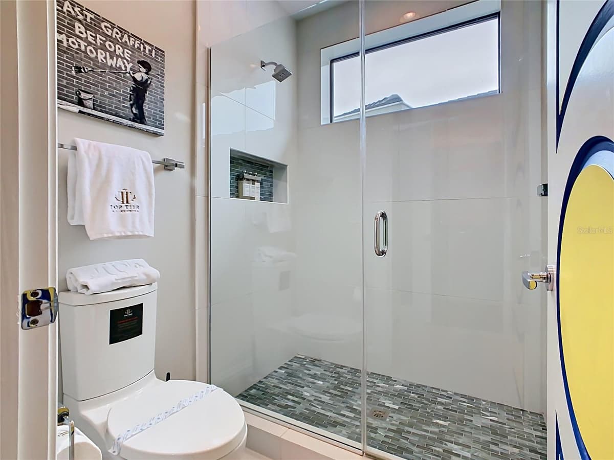 8193 VALHALLA TERRACE — photo 46 of 65