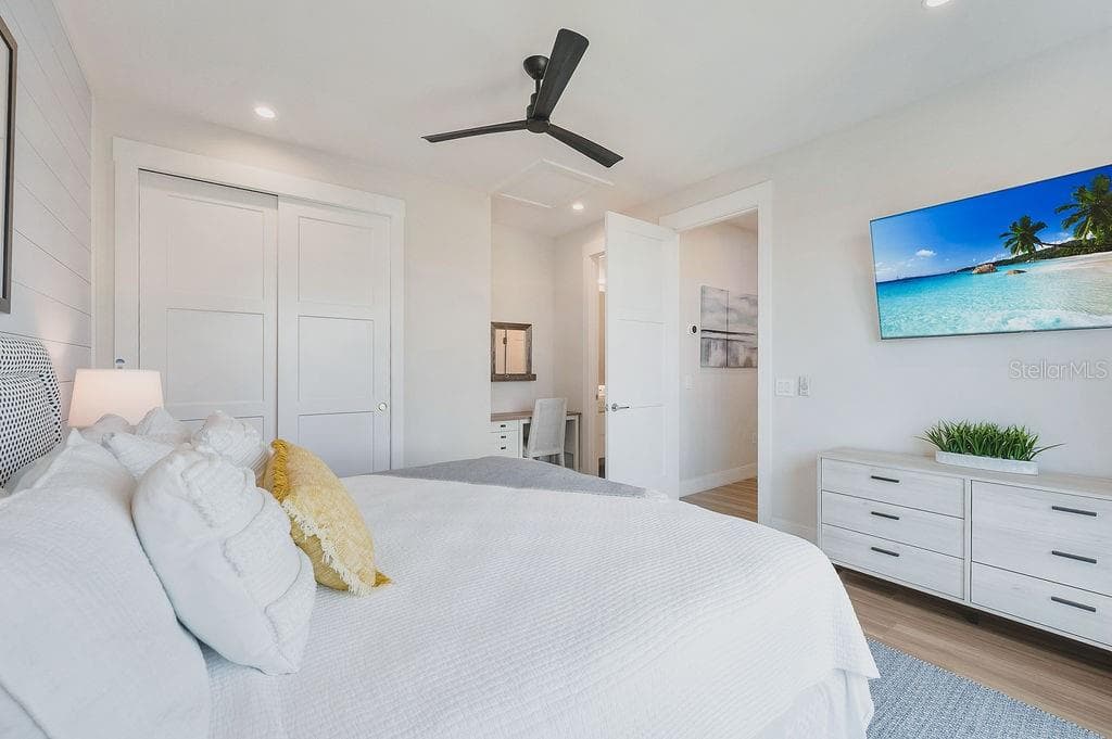526 SEAGULL WAY — photo 38 of 71