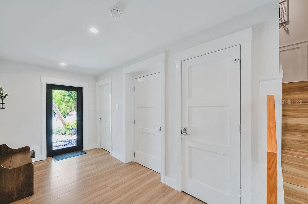 526 SEAGULL WAY — photo 9 of 71
