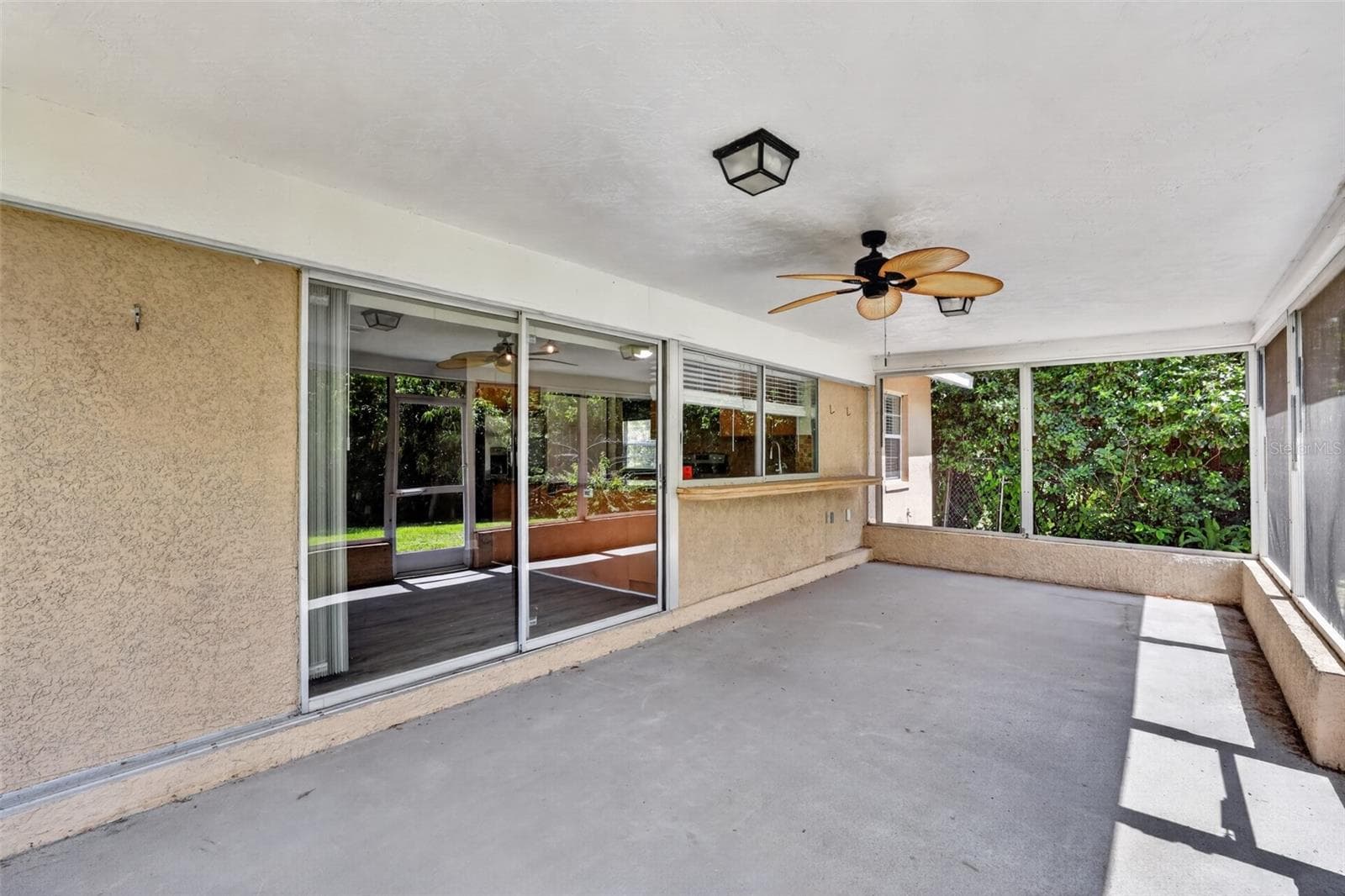 2140 BAY HILLS BOULEVARD — photo 25 of 32
