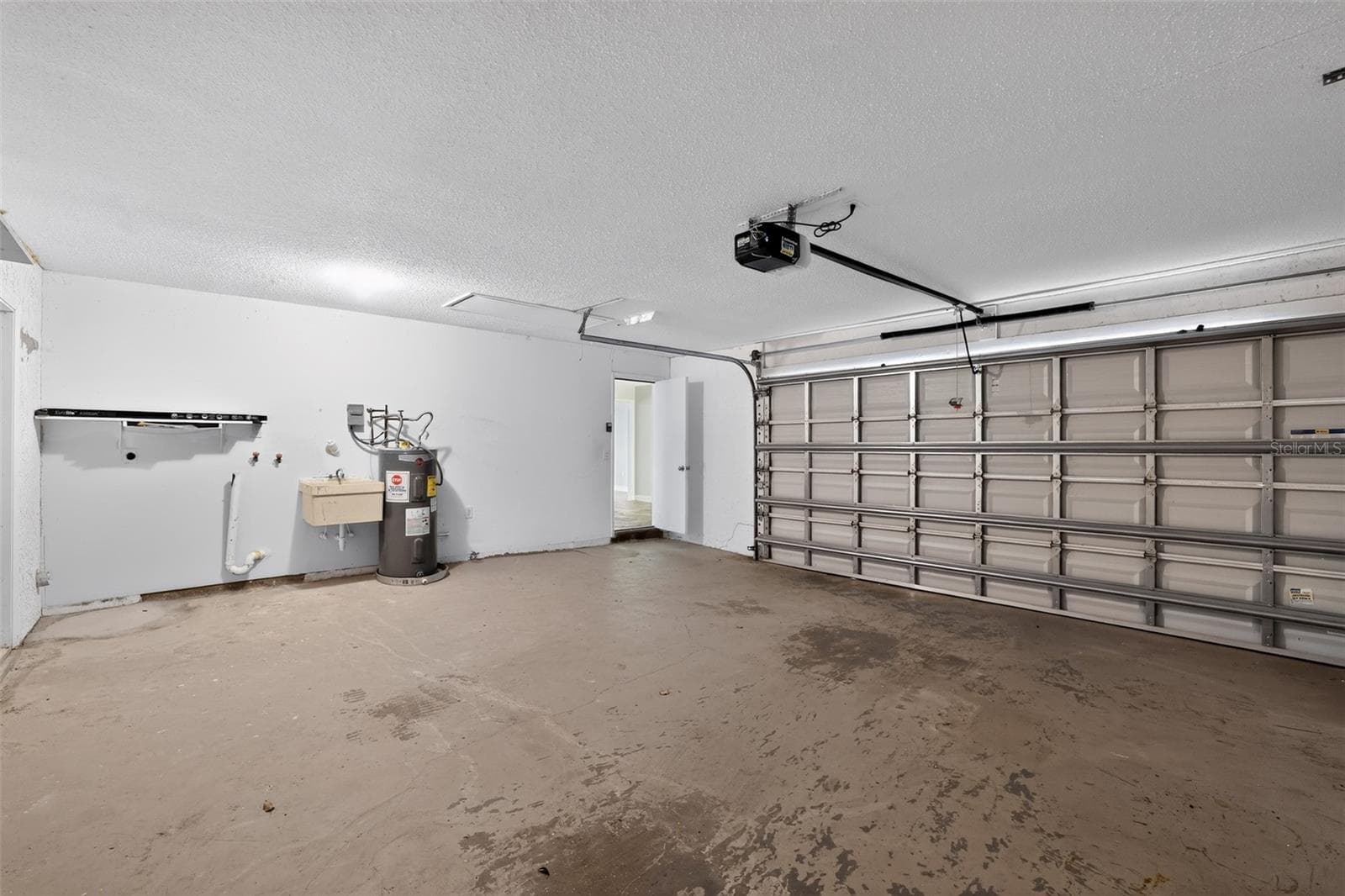 2140 BAY HILLS BOULEVARD — photo 24 of 32