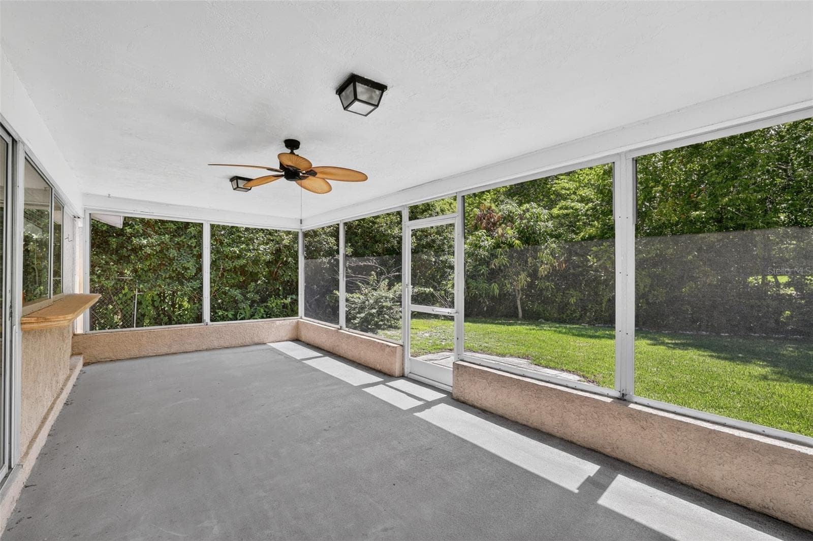 2140 BAY HILLS BOULEVARD — photo 27 of 32