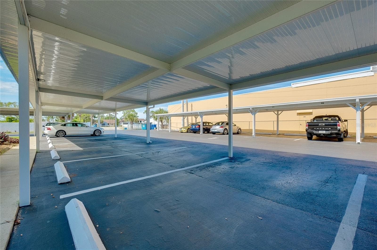 708 TAMIAMI TRAIL — photo 46 of 76