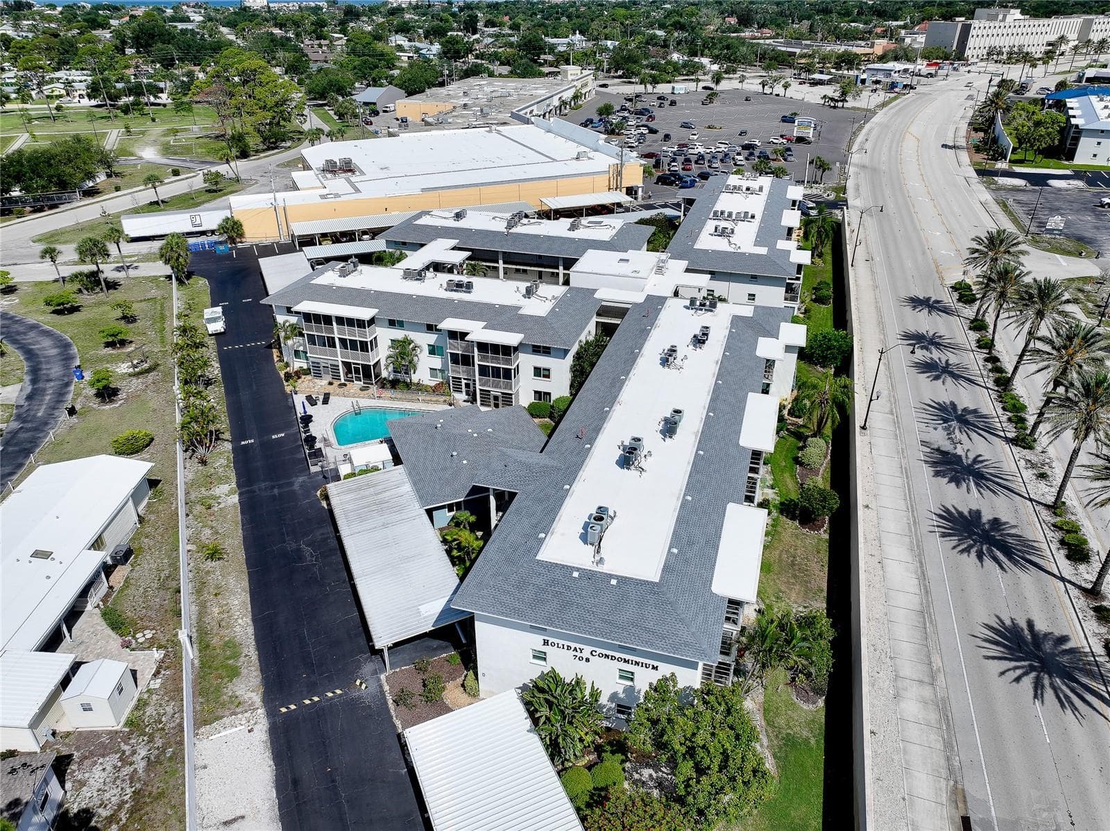 708 TAMIAMI TRAIL — photo 64 of 76