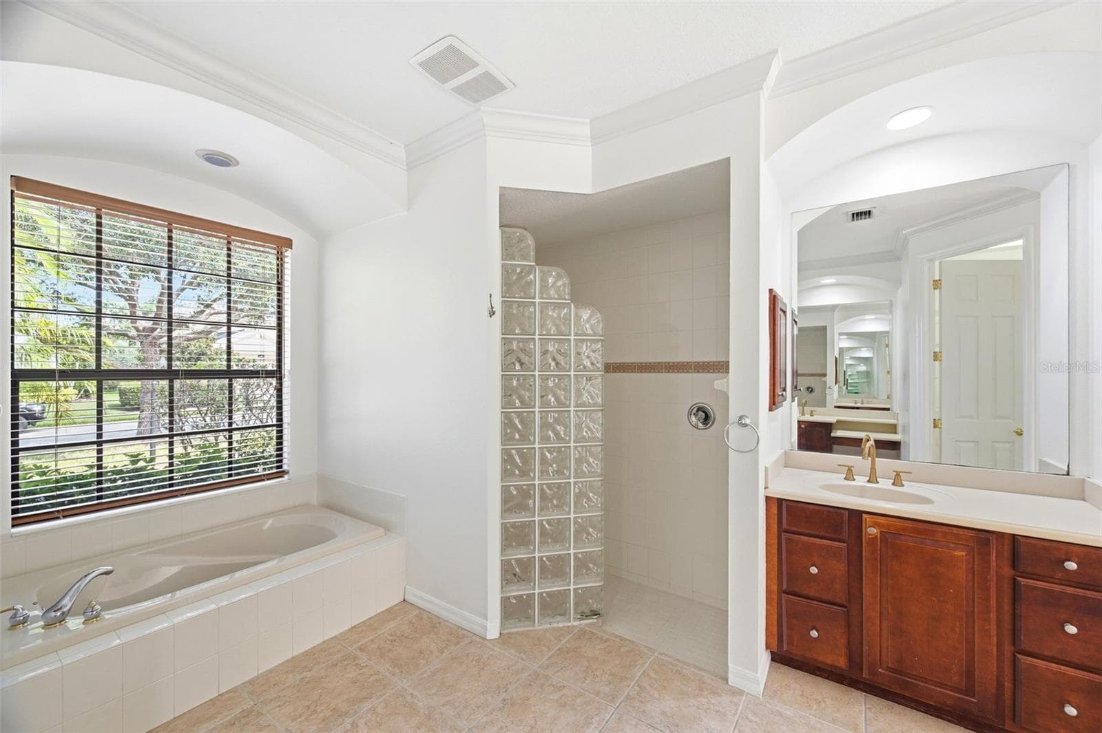 6611 CHICKADEE LANE — photo 33 of 88