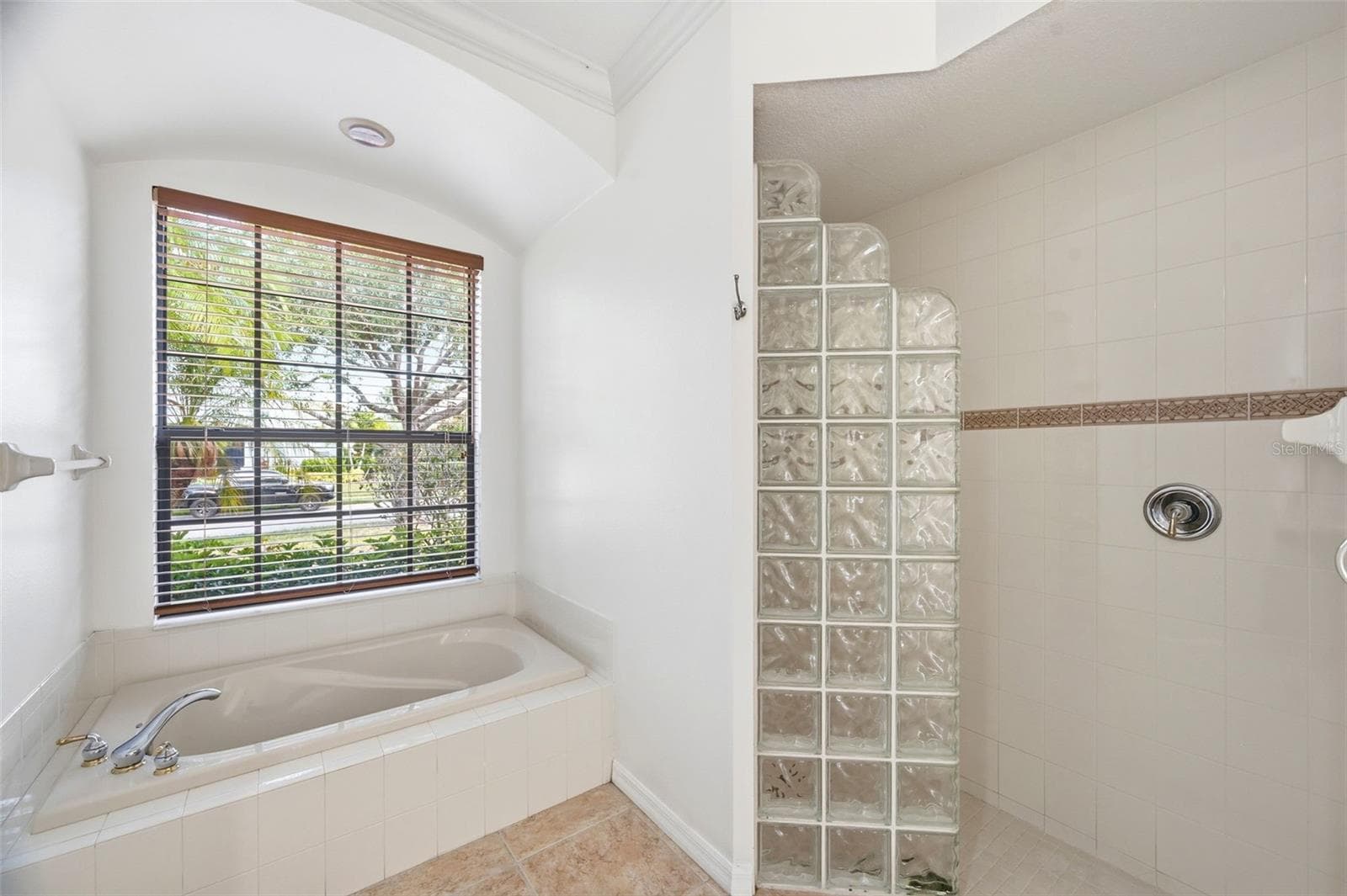 6611 CHICKADEE LANE — photo 34 of 88